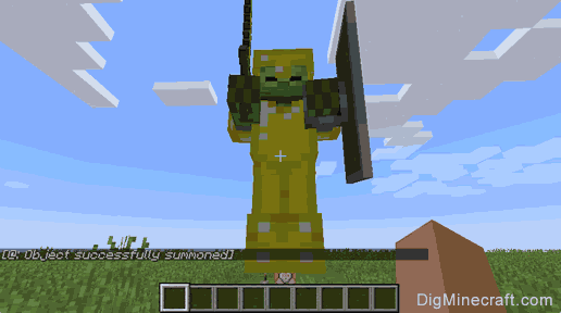 Use Command Block To Summon Giant With Golden Armor And Sword