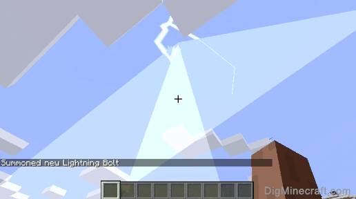 How to Summon a Lightning Bolt in Minecraft