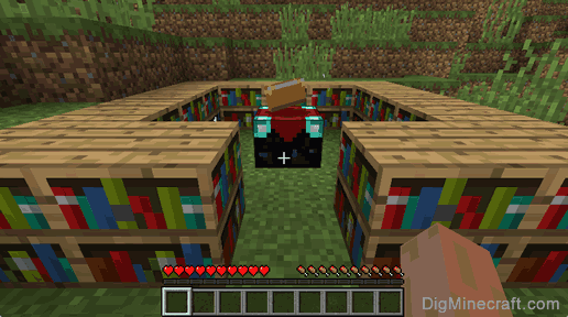 How To Enchant With An Enchanting Table In Minecraft